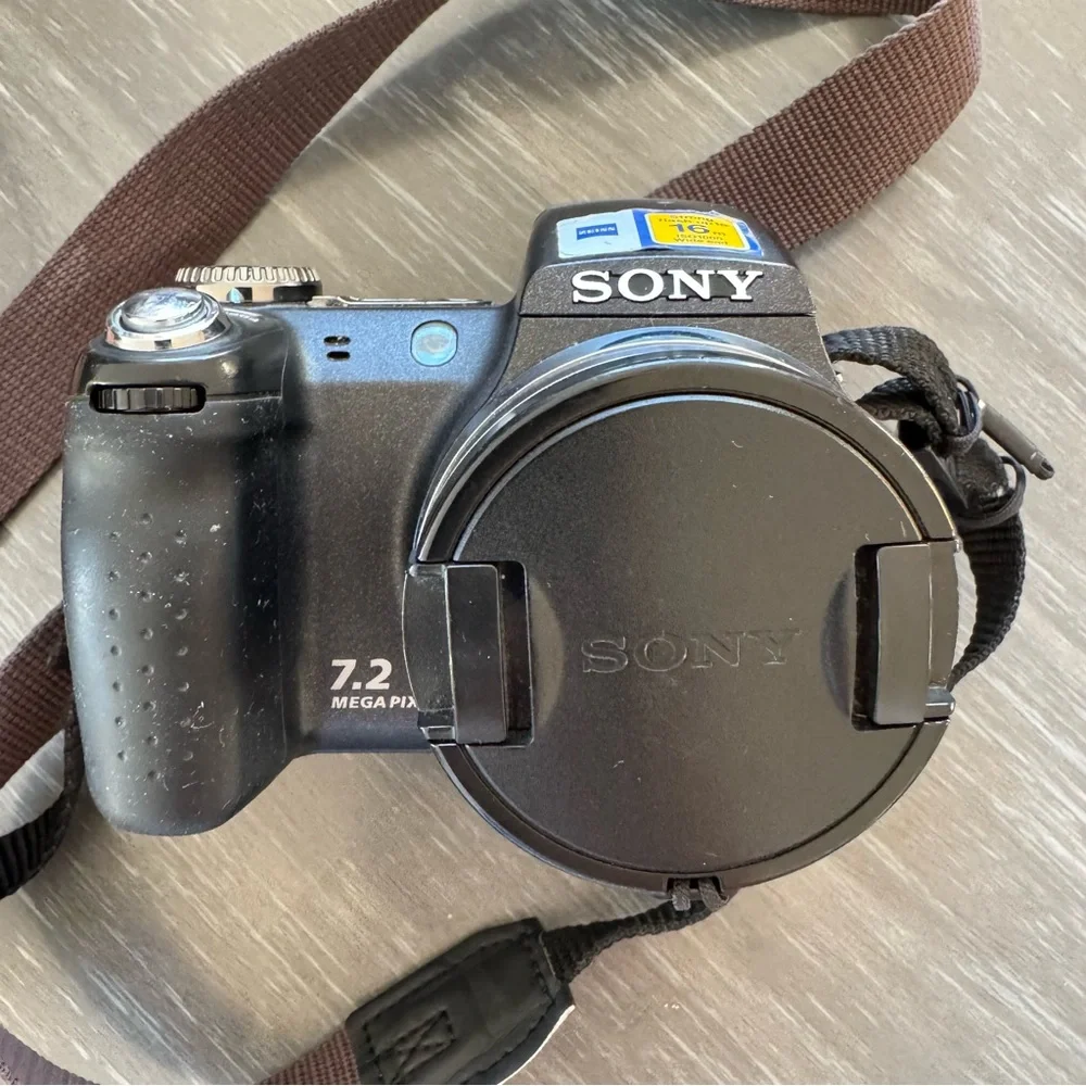 Sony Cyber-shot DSC-H5 Digital Camera-super steady Shot 12x -Selling For Parts
